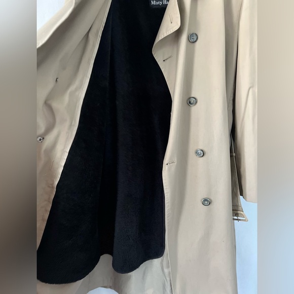 Men’s Misty Harbor Size 44 Long Beige Faux Fur Lined Rain Coat. - Picture 9 of 16